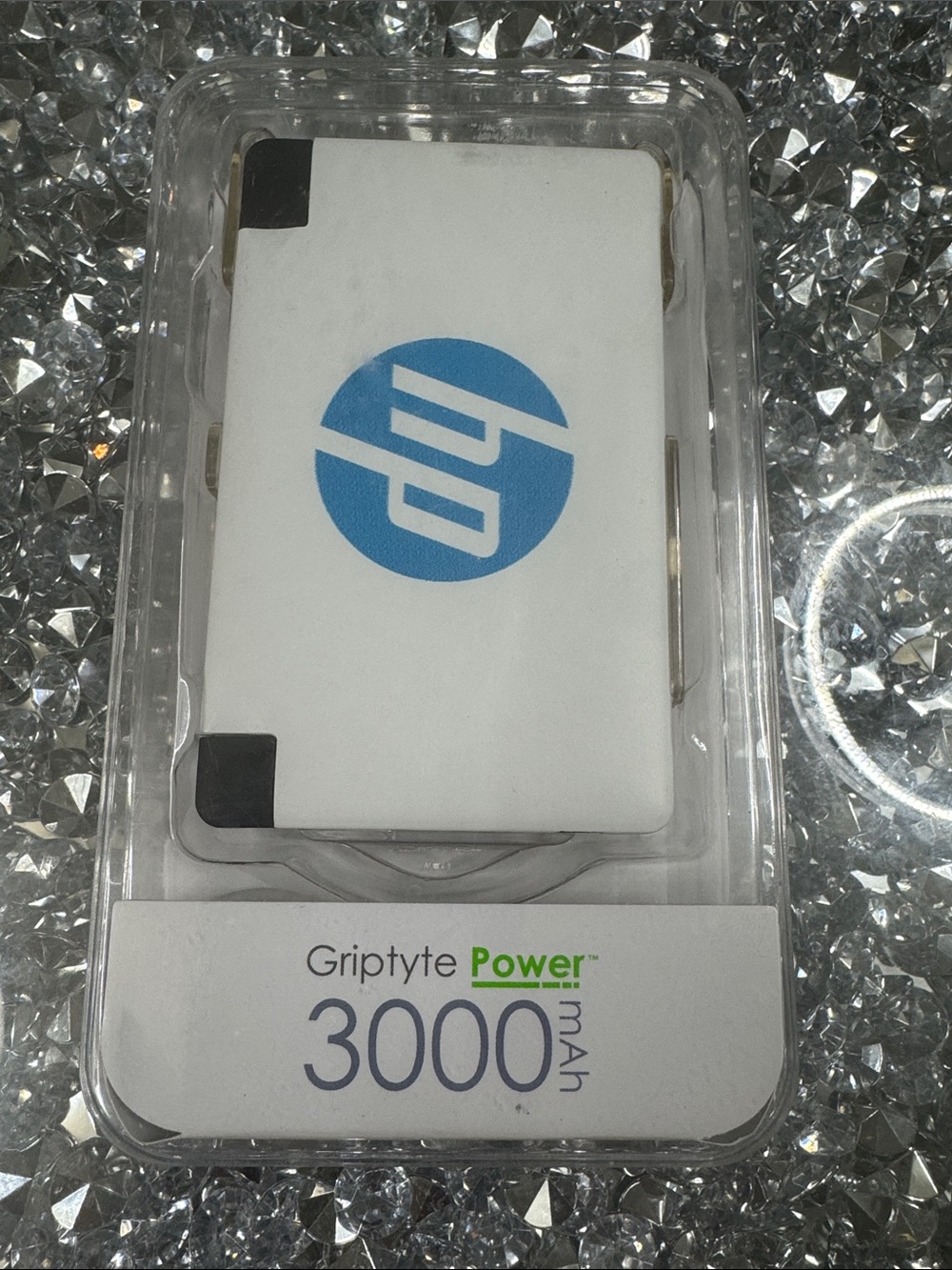 HP White Portable Power Bank with Blue Logo - 3000mAh Apple and android NEW